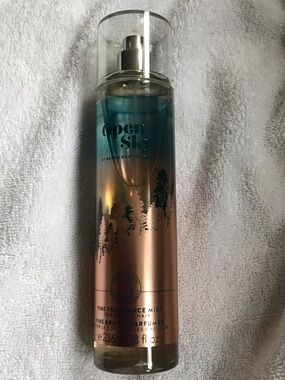 Bath & Body Works Open Sky mist